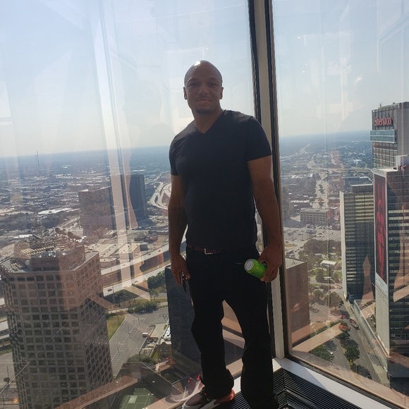 Meet your Posher, Warren - Picture 1 of 1